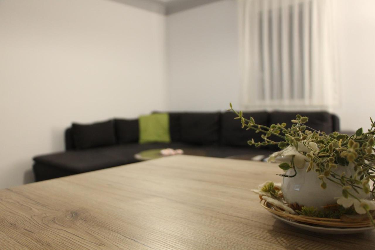 Ermis Apartments Metzingen  Dış mekan fotoğraf
