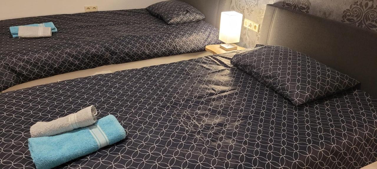 Ermis Apartments Metzingen  Dış mekan fotoğraf